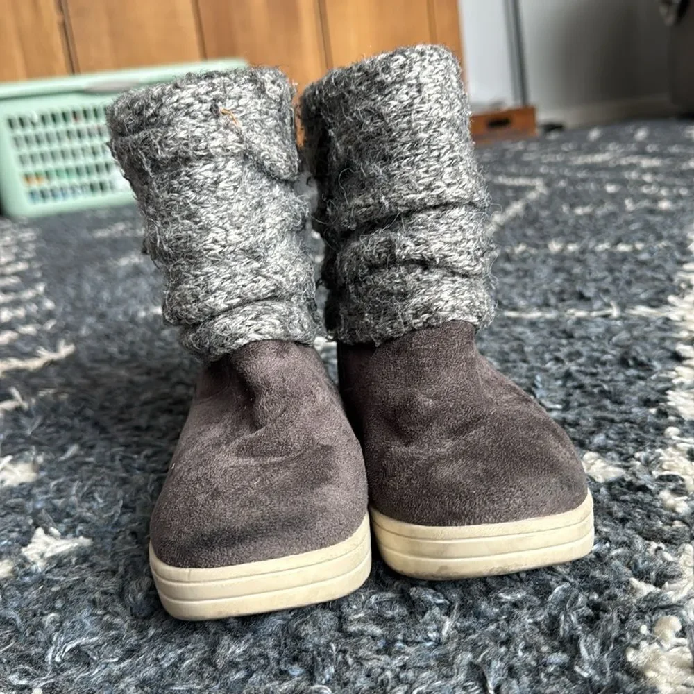 Cat & Jack Girls Boots